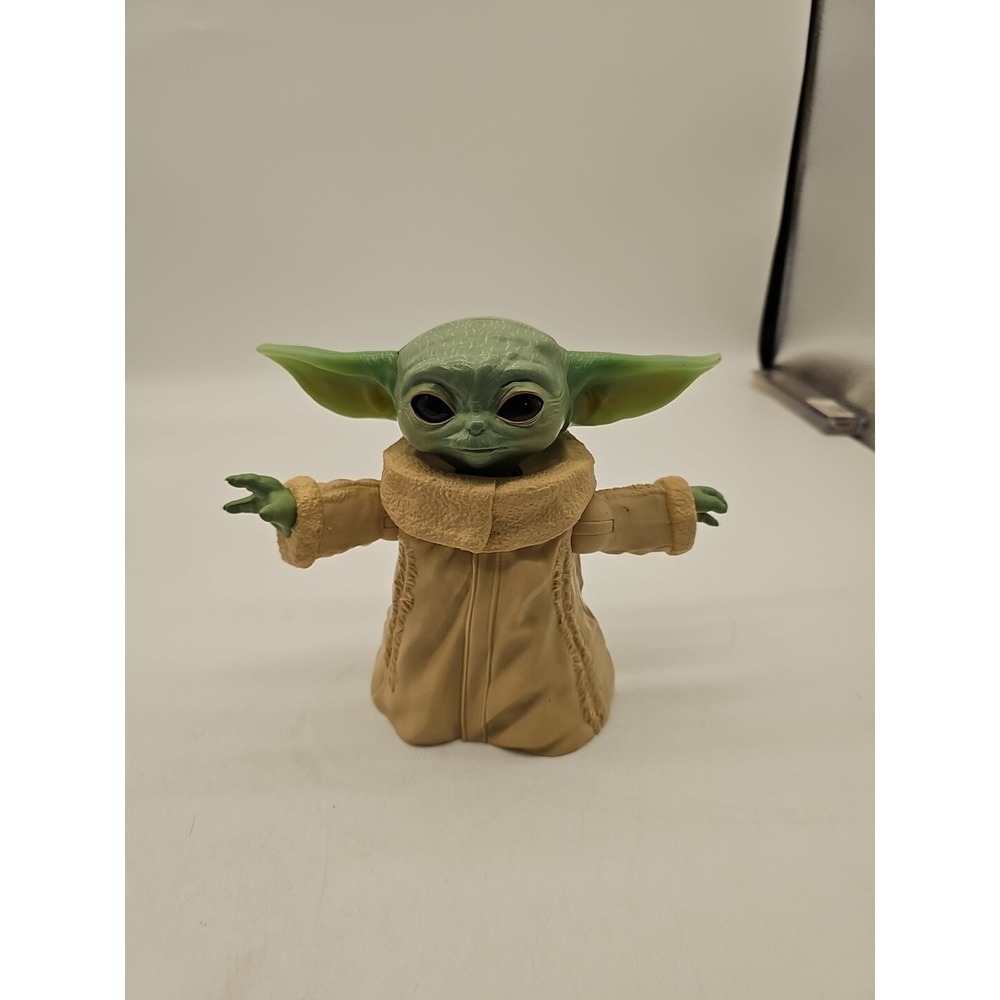 Star Wars The‎ Mandalorian Baby Yoda The Child 6 1/2-Inch Action Figure